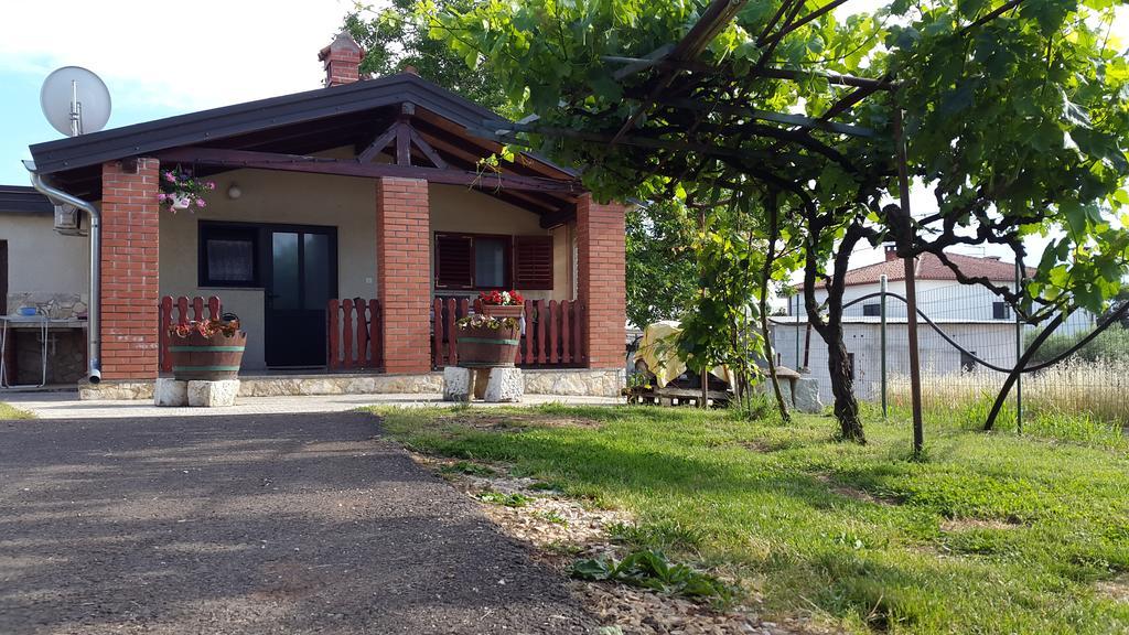 Apartment Samanta Novigrad  Ngoại thất bức ảnh